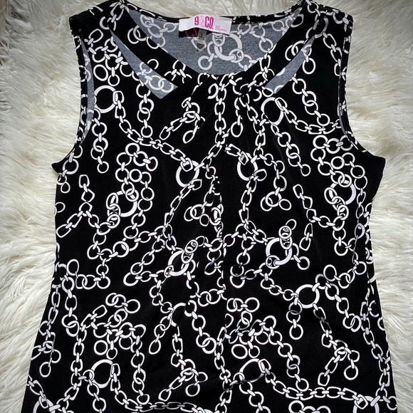 Ladies Top - Picture 1 of 3